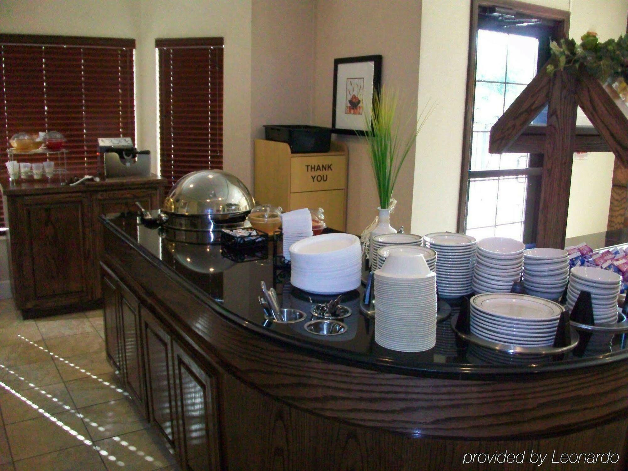 Staybridge Suites Mcallen By Ihg Restaurant photo